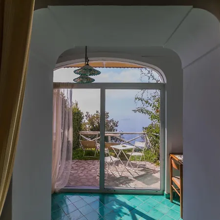 Bacio Del Sole Bed and Breakfast