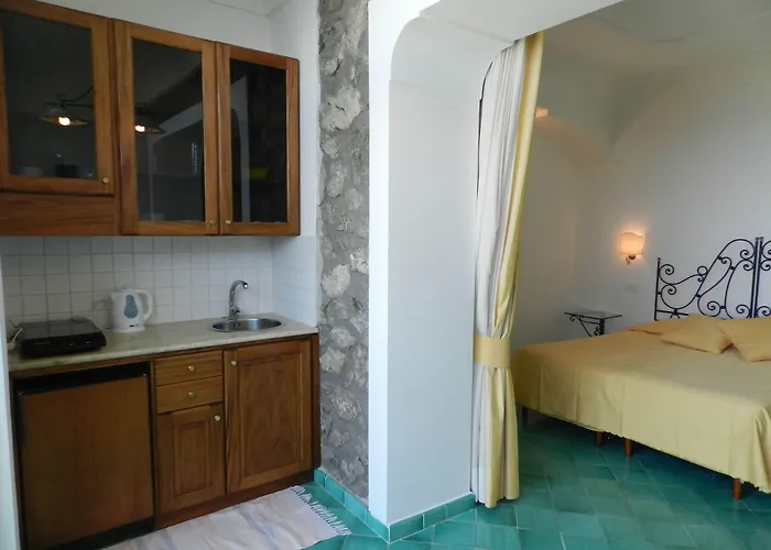 Bacio Del Sole ベッド・アンド・ブレックファスト ポジターノ