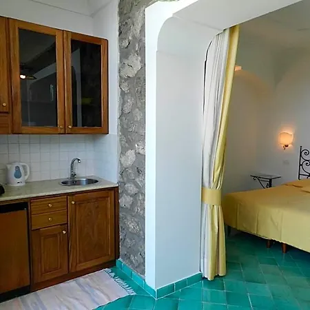 Bed & Breakfast Bacio Del Sole 4*