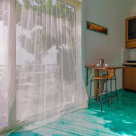 Bacio Del Sole Bed & Breakfast Positano