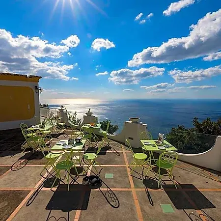 Bed & Breakfast Bacio Del Sole Positano