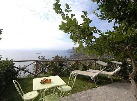 Bed & Breakfast Bacio Del Sole 4*