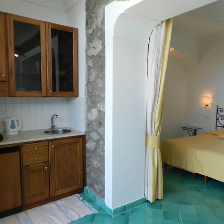 Bacio Del Sole Bed & Breakfast Positano